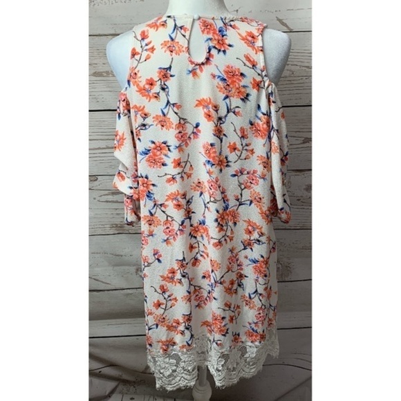 EUC Love J Floral Cold Shoulder Lace Hem Dress - Picture 6 of 8